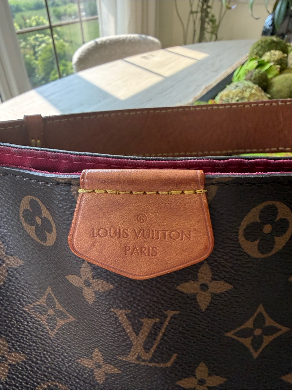 Louis Vuitton Graceful PM Canvas Shoulder Bag in Brown with Pink Interior - Picture 11 of 12